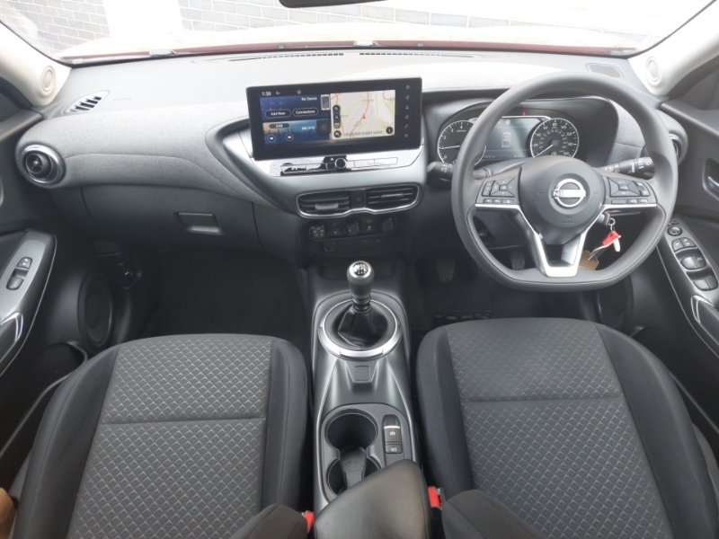 Nissan Juke 1.0 Dig-t Acenta Premium Red #3