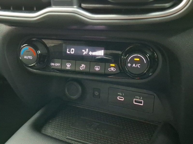 Nissan Juke 1.0 Dig-t 114 N-connecta Dct Black #16
