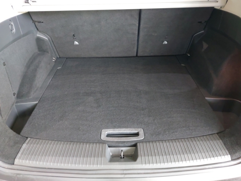 Nissan X-Trail 1.5 E-power E-4orce 213 Acenta Prem 7 St White #18