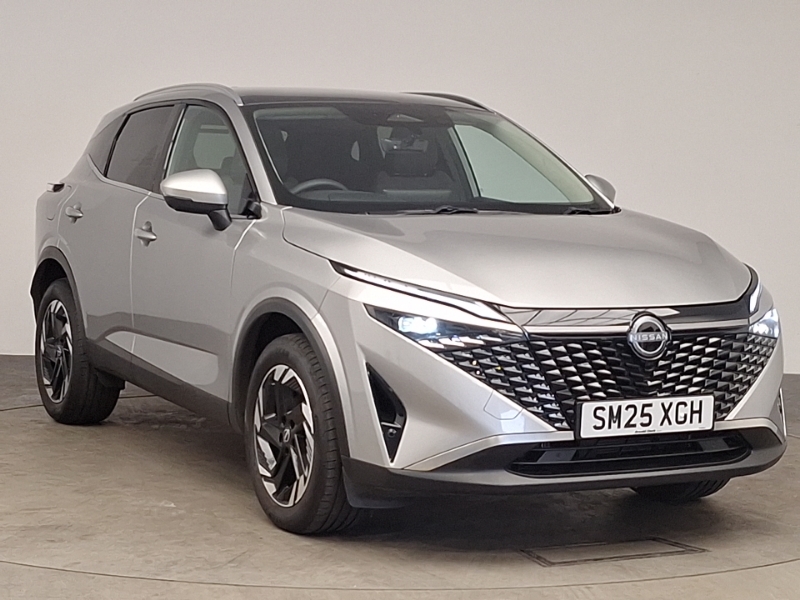 Nissan Qashqai 1.3 Dig-t Mh N-connecta Silver