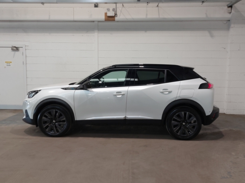 Peugeot e-2008 100Kw Gt Premium 50Kwh 11Kwch White #4