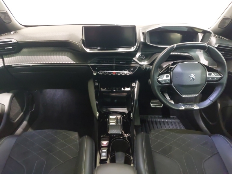 Peugeot e-2008 100Kw Gt Premium 50Kwh 11Kwch White #3
