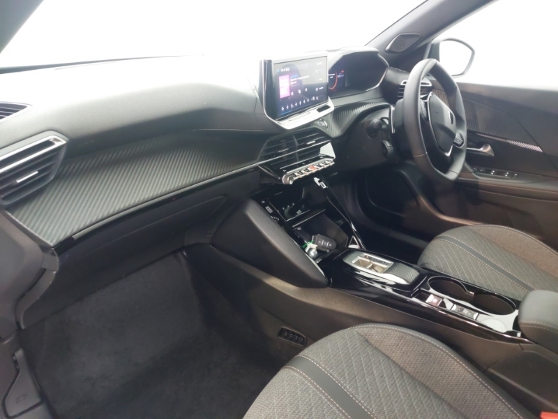 Peugeot 2008 1.2 Hybrid 136 Allure E-dsc6 White #5