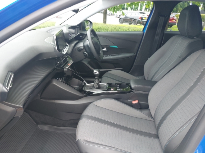 Peugeot 208 1.2 Puretech 100 Allure Premium Blue #5