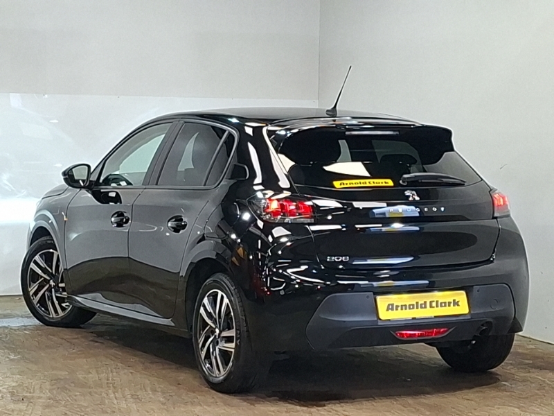 Peugeot 208 1.2 Puretech 100 Active Premium Eat8 Black #2