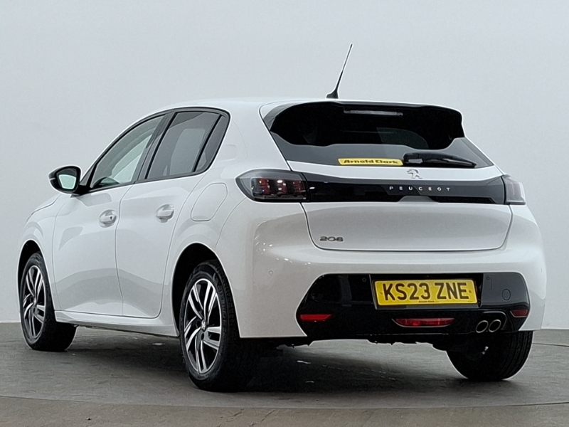 Peugeot 208 1.2 Puretech 130 Allure Premium Eat8 White #2