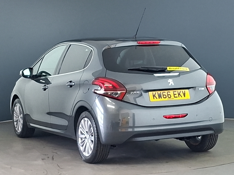 Peugeot 208 1.2 Puretech 110 Gt Line Blue #2