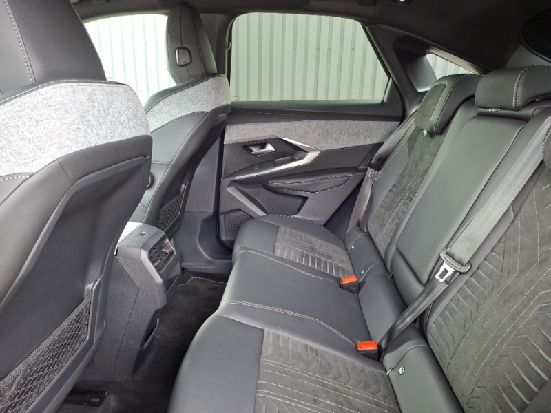 Peugeot 3008 1.2 Hybrid 136 Gt E-dsc6 Grey #6
