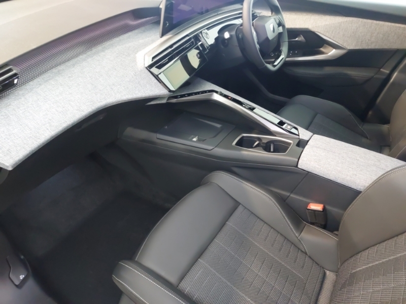 Peugeot 3008 1.2 Hybrid 145 Gt E-dsc6 Grey #5