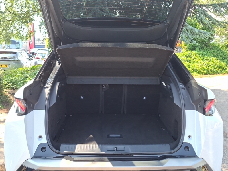 Peugeot 3008 Gt White #18