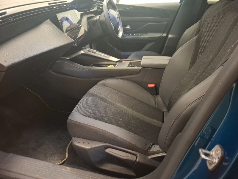 Peugeot 308 1.2 Hybrid 136 Gt E-dsc6 Blue #5