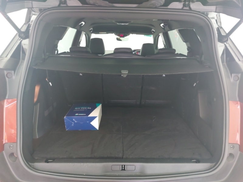 Peugeot 5008 1.2 Puretech Gt Eat8 White #18
