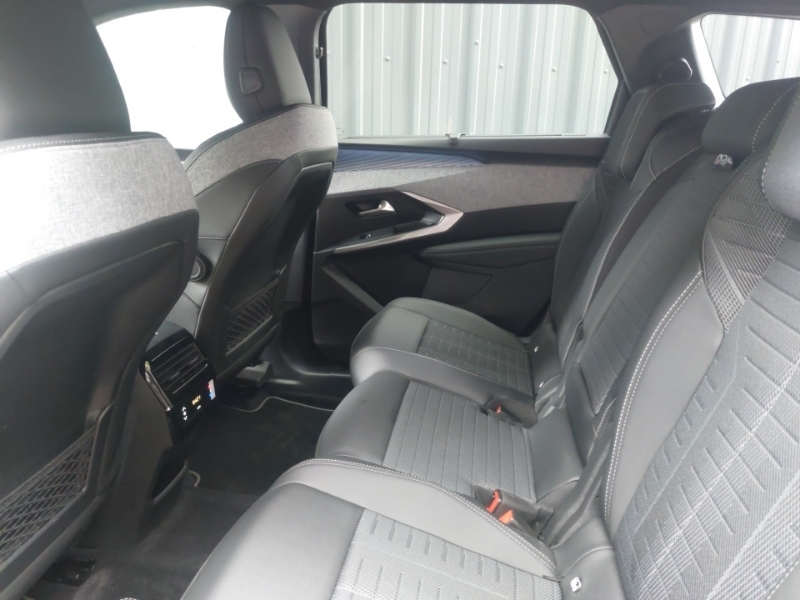 Peugeot 5008 1.2 Hybrid 145 Gt E-dsc6 Black #6
