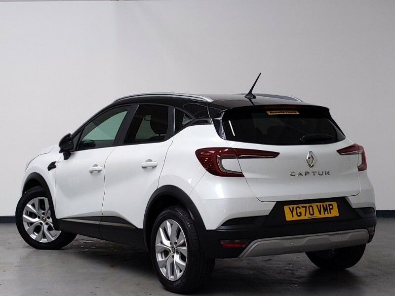 Renault Captur 1.0 Tce 100 Iconic White #2