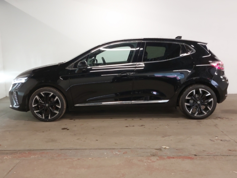Renault Clio 1.6 E-tech Full Hybrid 145 Techno Black #4
