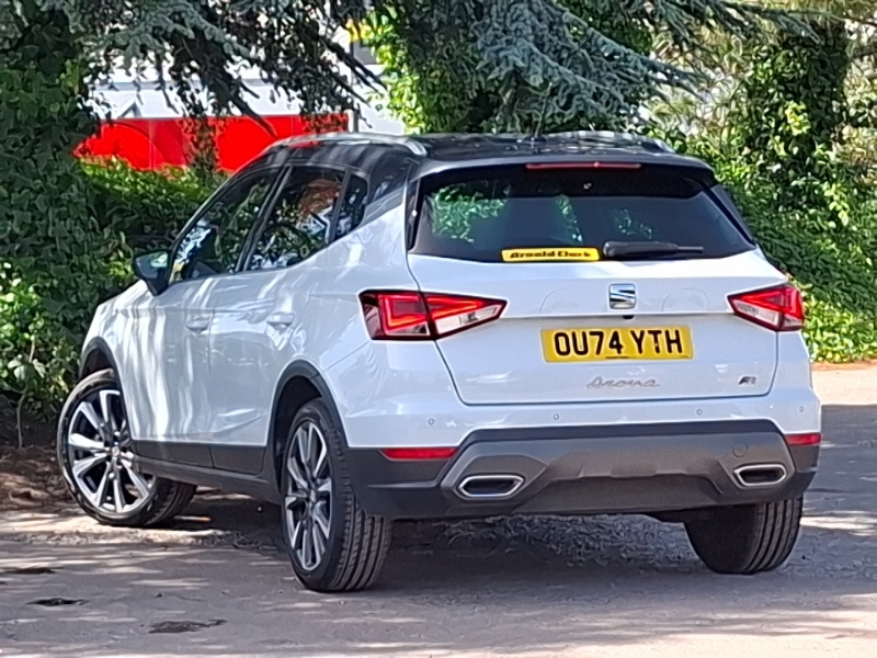 Seat Arona 1.0 Tsi 115 Fr Limited Edition Dsg White #2