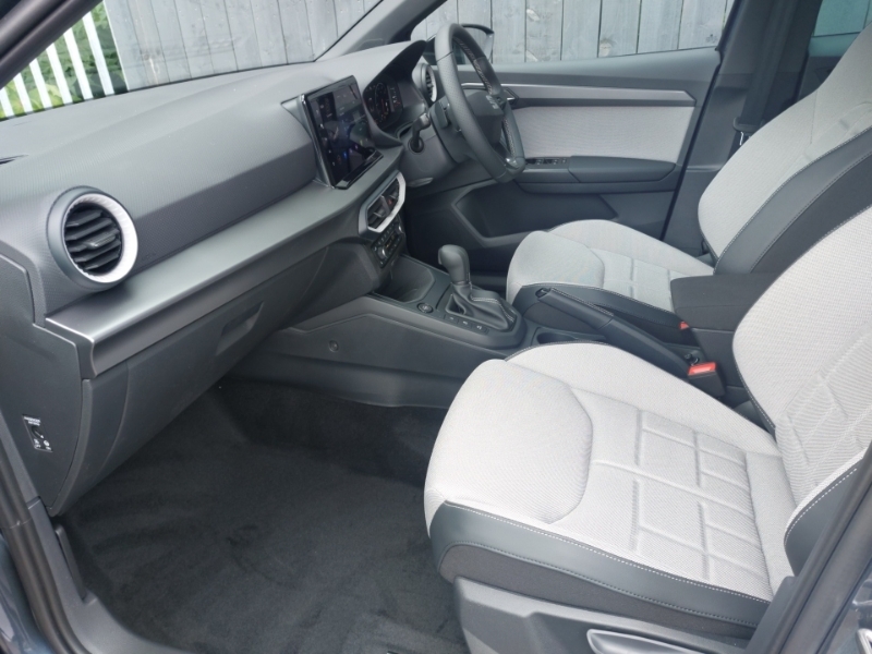 Seat Arona 1.0 Tsi 115 Fr Sport Dsg Grey #5