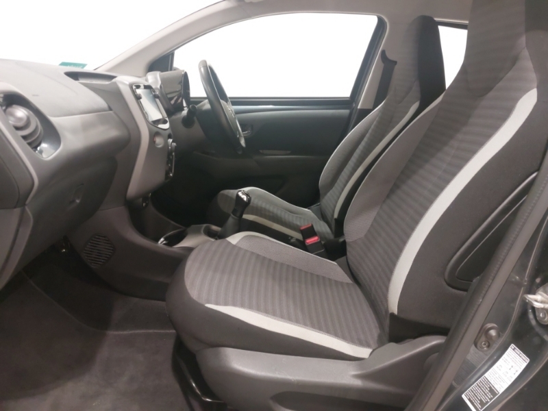 Toyota Aygo 1.0 Vvt-i X-play BG69KFD Grey #5
