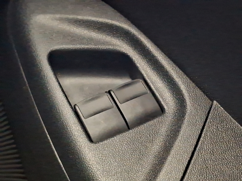 Toyota Aygo 1L X-play Black #17