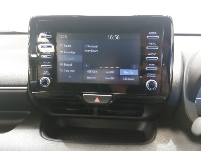 Toyota Yaris 1.5 Hybrid Excel  #11