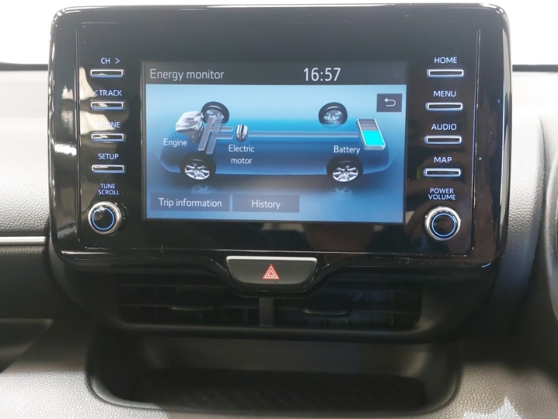 Toyota Yaris 1.5 Hybrid Excel  #15
