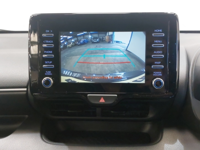 Toyota Yaris 1.5 Hybrid Excel  #9