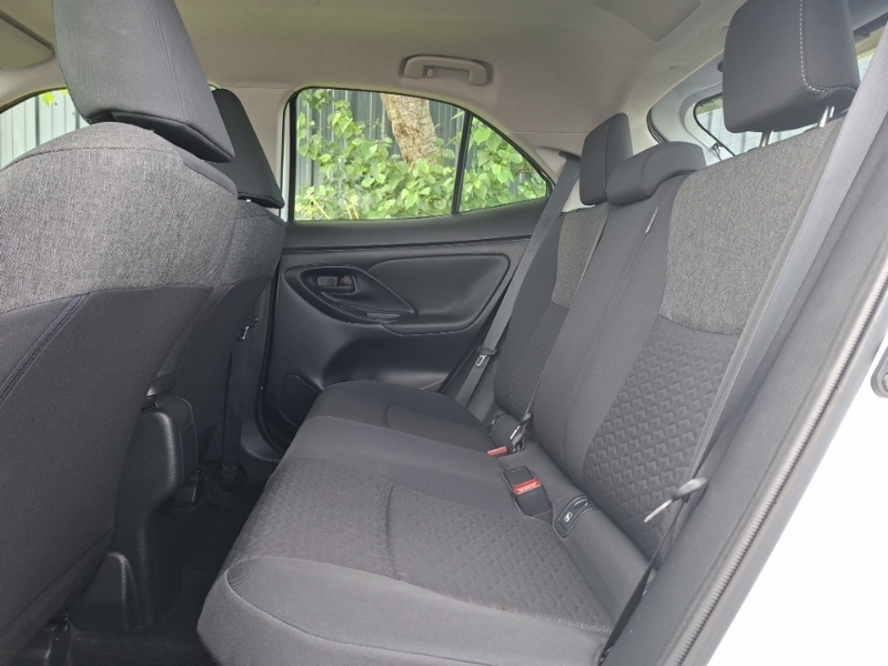 Toyota Yaris Cross 1.5 Hybrid Icon Cvt White #6