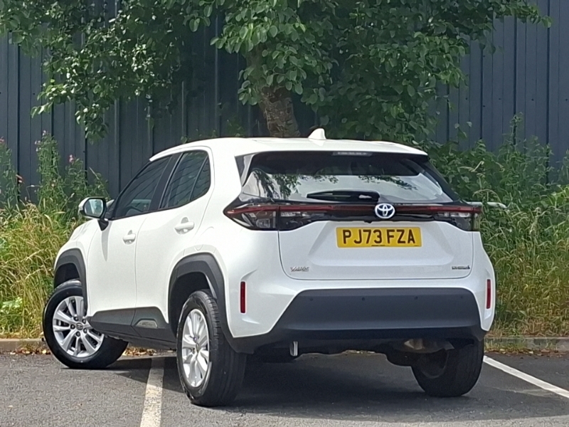 Toyota Yaris Cross 1.5 Hybrid Icon Cvt White #2