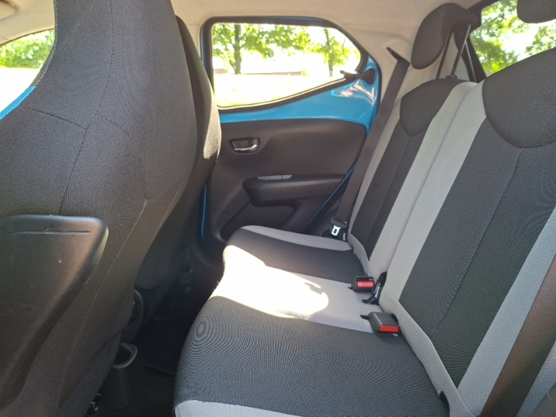 Toyota Aygo 1.0 Vvt-i X-cite 2 Blue #5