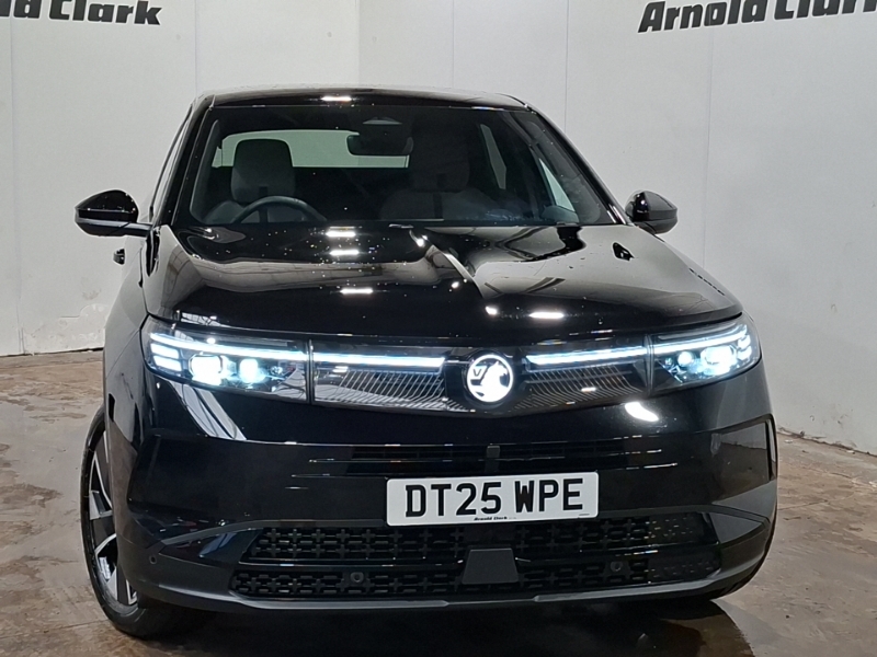 Vauxhall Grandland 73Kwh Gs White #14
