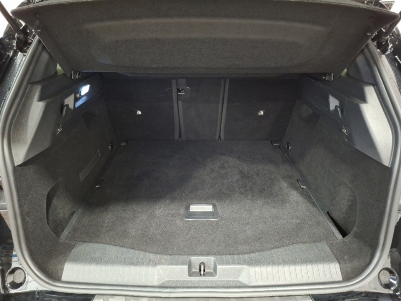 Vauxhall Grandland 73Kwh Gs White #18