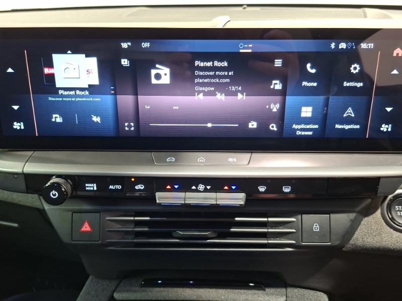 Vauxhall Grandland 73Kwh Gs White #12