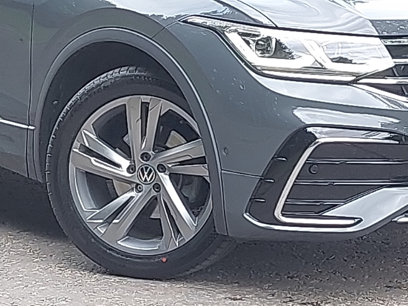 Volkswagen Tiguan R-line Grey #20