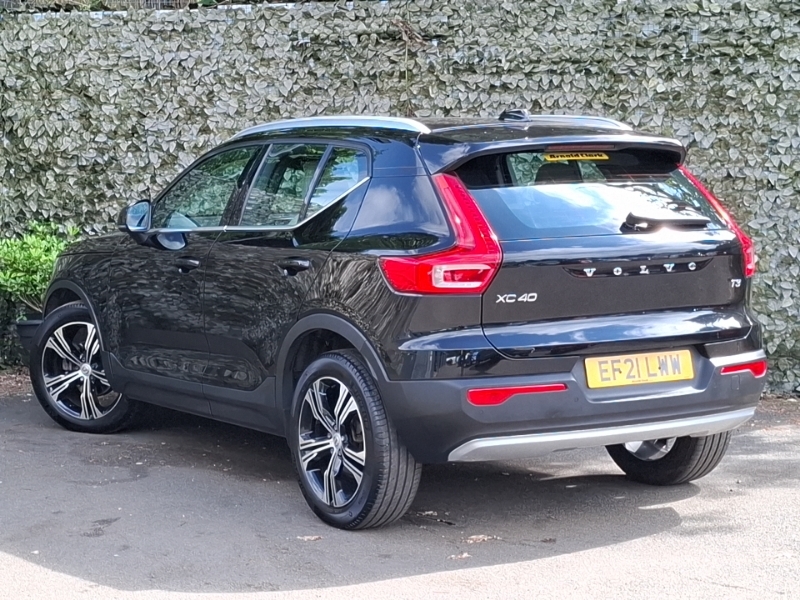 Volvo XC40 1.5 T3 163 Inscription Pro Geartronic Black #2