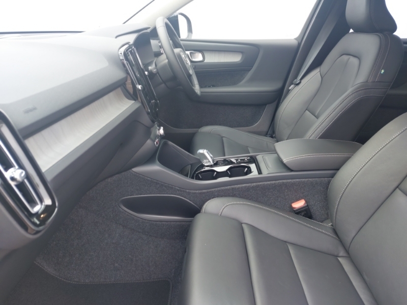 Volvo XC40 2.0 B4p Ultra Dark Silver #5