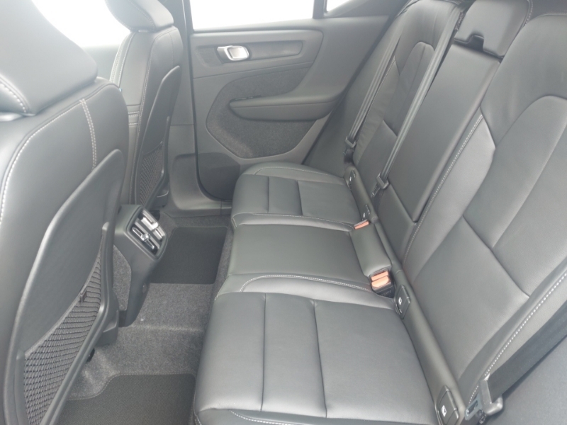 Volvo XC40 2.0 B4p Ultra Dark Silver #6
