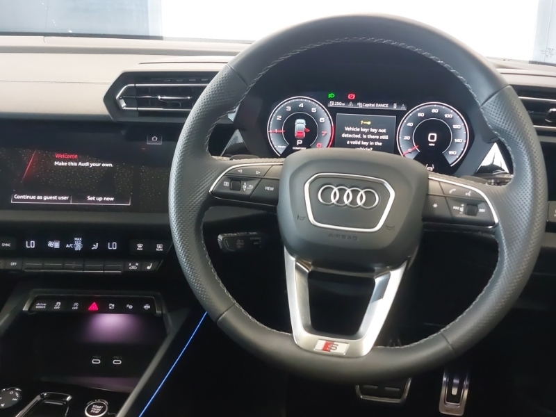 Audi A3 35 Tfsi Black Edition S Tronic Blue #5