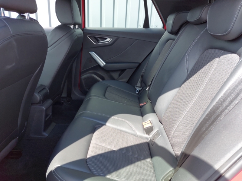 Audi Q2 35 Tfsi S Line S Tronic Red #6