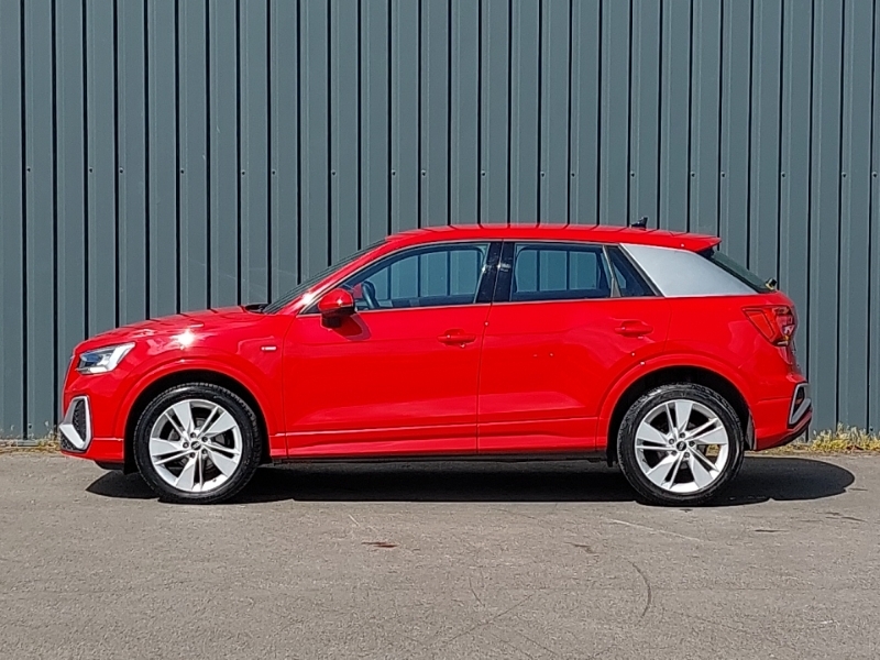 Audi Q2 35 Tfsi S Line S Tronic Red #4