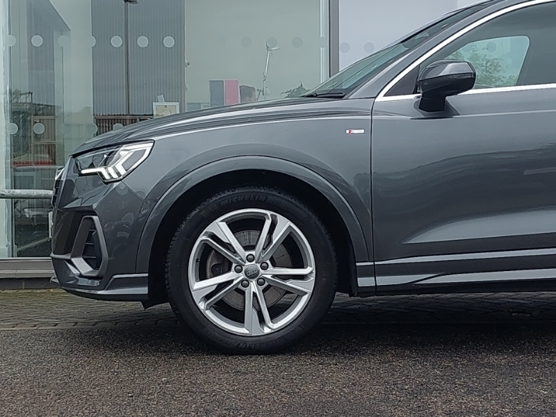 Audi Q3 35 Tfsi Sport 1,498 cc White #18