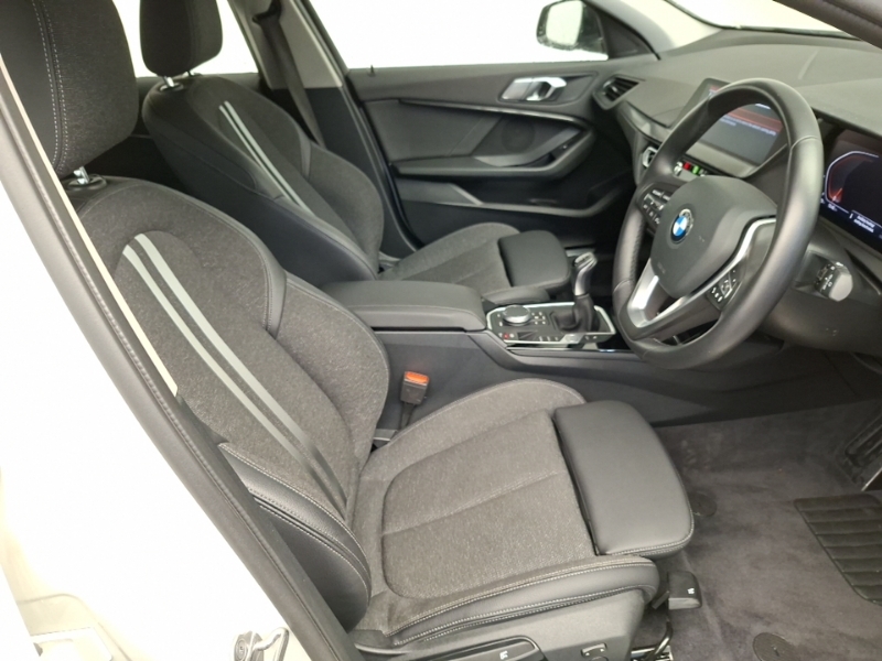 BMW 1 Series 118I 136 Sport Live Cockpit Professional SB22CFL White #6