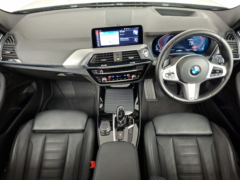 BMW X3 Xdrive20i M Sport Step Black #4