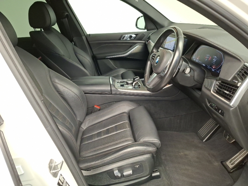 BMW X5 Xdrive30d Mht M Sport White #6
