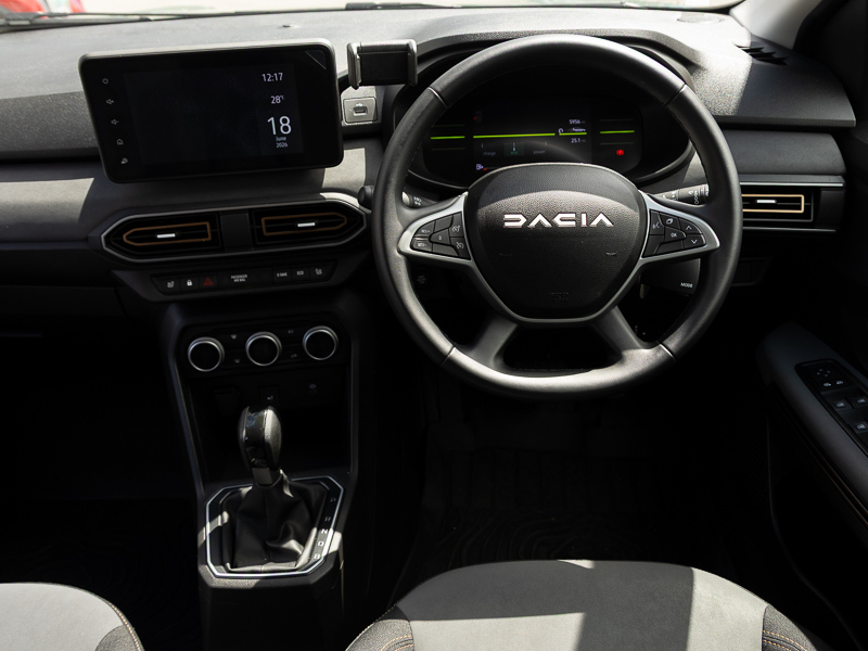 Dacia Jogger 1.6 Hev Extreme Green #6