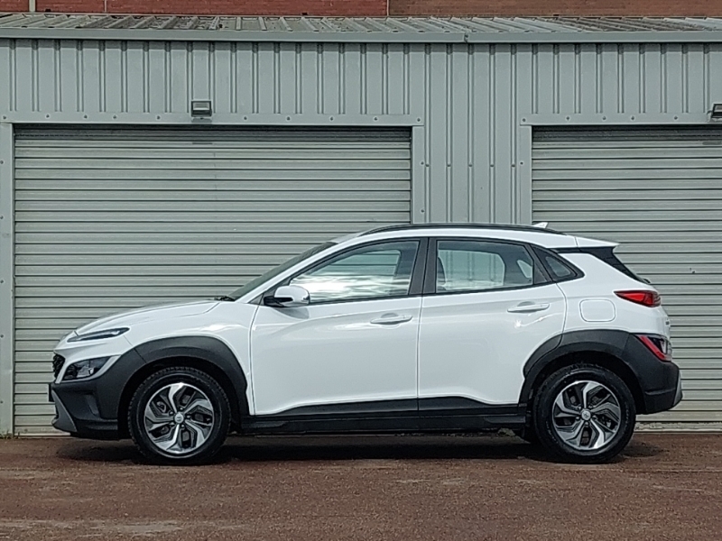 Hyundai Kona 1.6 Gdi Hybrid Se Connect Dct White #4