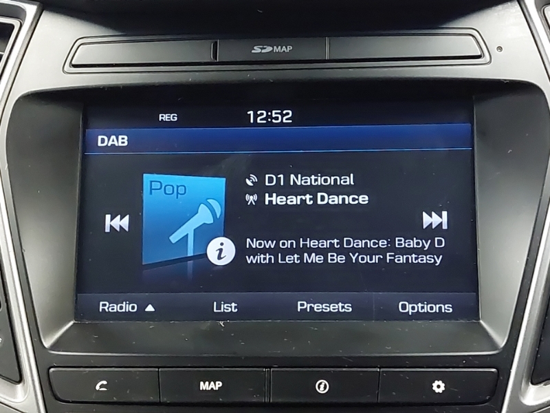 Hyundai Santa Fe Santa Fe Premium Blue Drive Crdi Silver #11