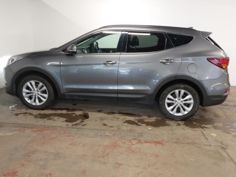 Hyundai Santa Fe 2.2 Crdi Blue Drive Premium 7 Seats Silver #4