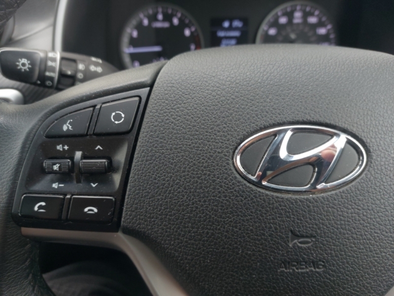 Hyundai Tucson 1.6 Gdi Se Nav 130 Bhp Grey #12