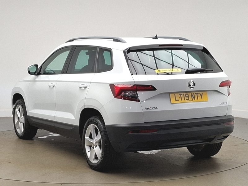 Skoda Karoq 1.6 Tdi Se Dsg White #2