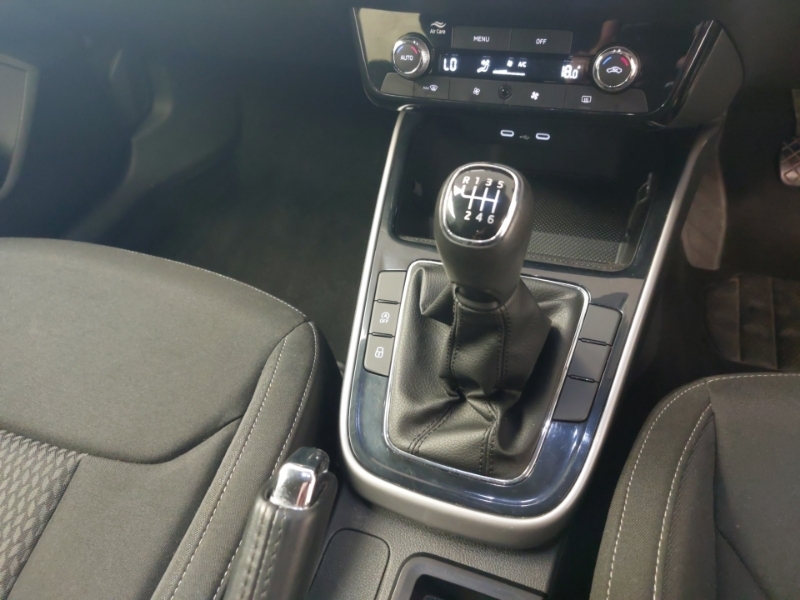 Skoda Fabia 1.0 Tsi 116 Monte Carlo Dsg White #16